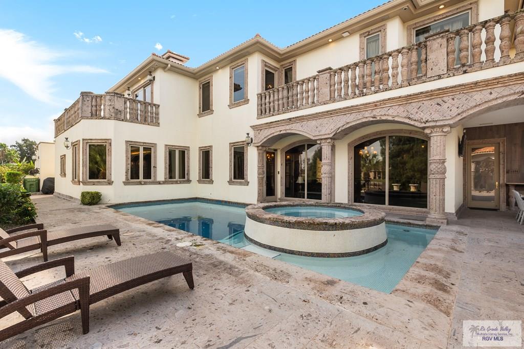 Brownsville, Texas, 78526, United States, 5 Bedrooms Bedrooms, ,6 BathroomsBathrooms,Residential,Active,2007121