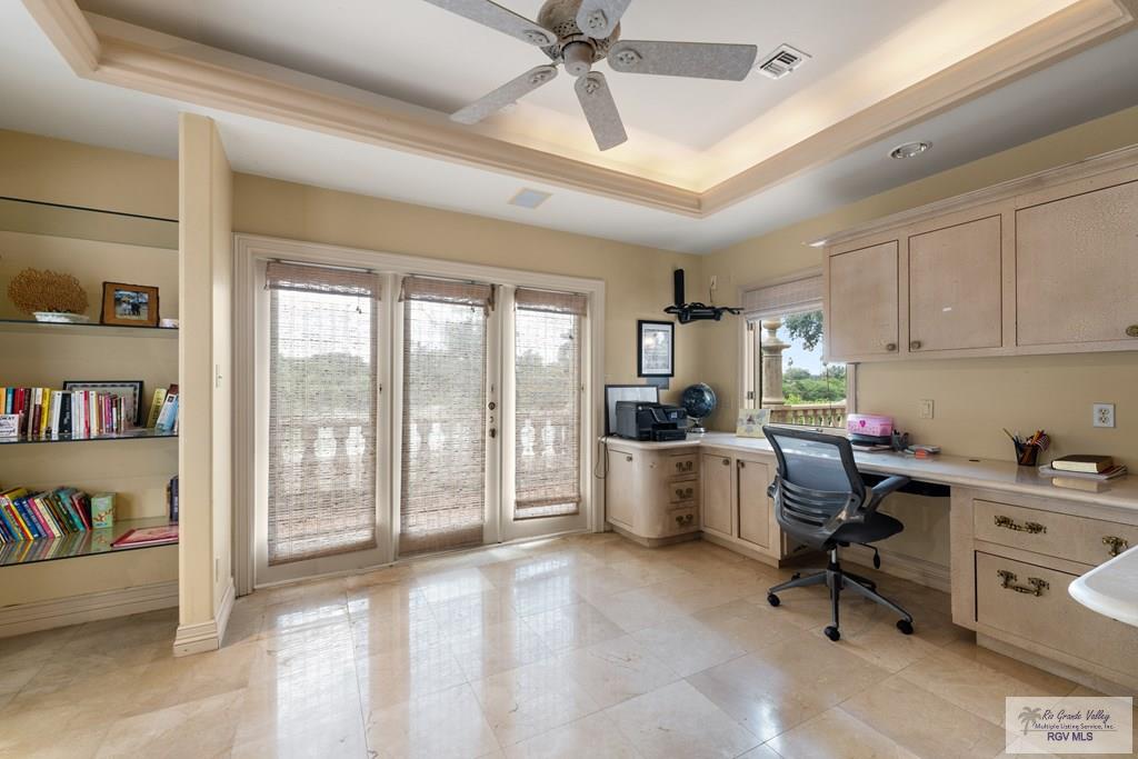 Brownsville, Texas, 78520, United States, 5 Bedrooms Bedrooms, ,8 BathroomsBathrooms,Residential,Active,1933898