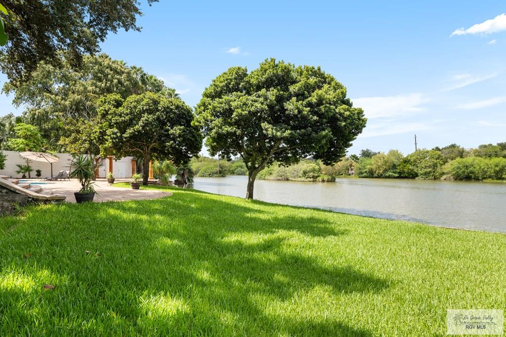 Brownsville, Texas, 78520, United States, 5 Bedrooms Bedrooms, ,8 BathroomsBathrooms,Residential,Active,2007113