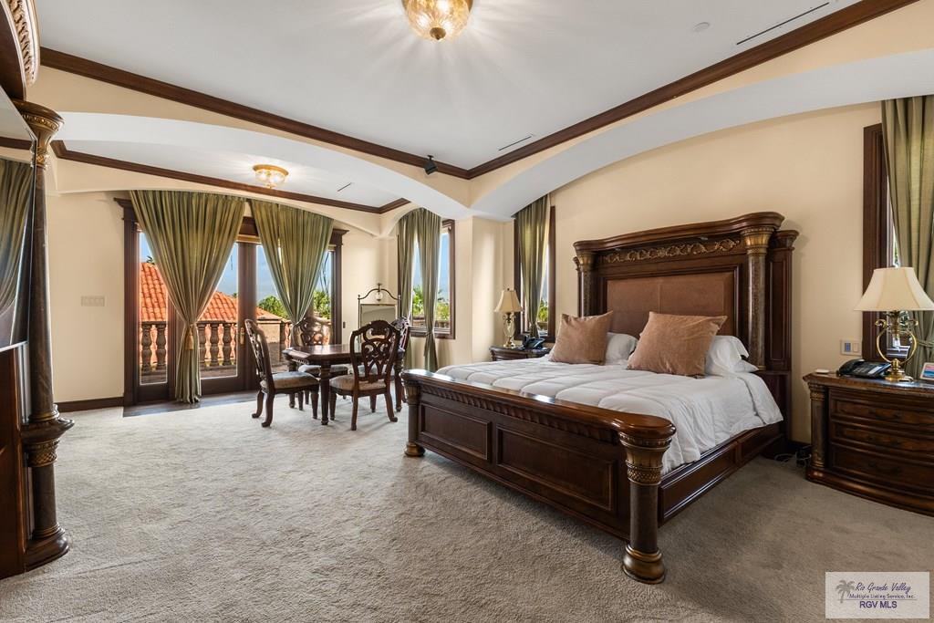 Brownsville, Texas, 78526, United States, 5 Bedrooms Bedrooms, ,6 BathroomsBathrooms,Residential,Active,2007121