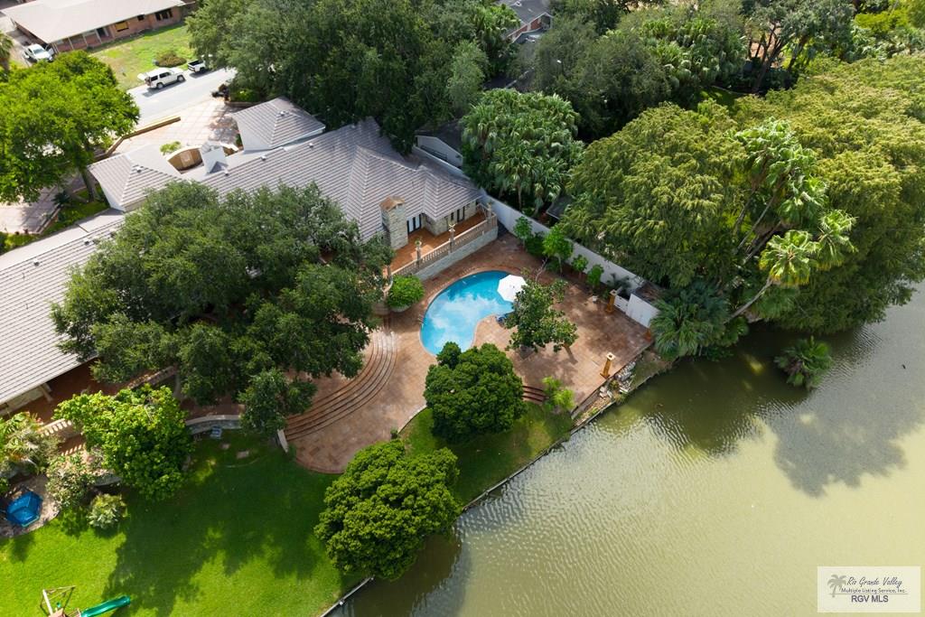 Brownsville, Texas, 78520, United States, 5 Bedrooms Bedrooms, ,8 BathroomsBathrooms,Residential,Active,1933898