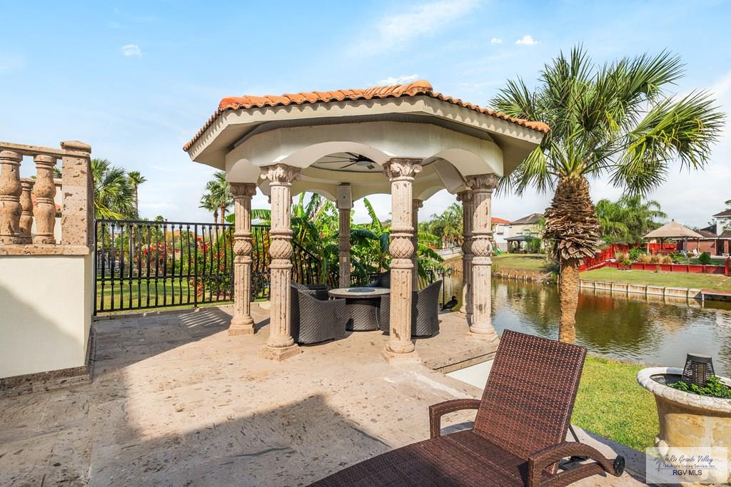 Brownsville, Texas, 78526, United States, 5 Bedrooms Bedrooms, ,6 BathroomsBathrooms,Residential,Active,2007121