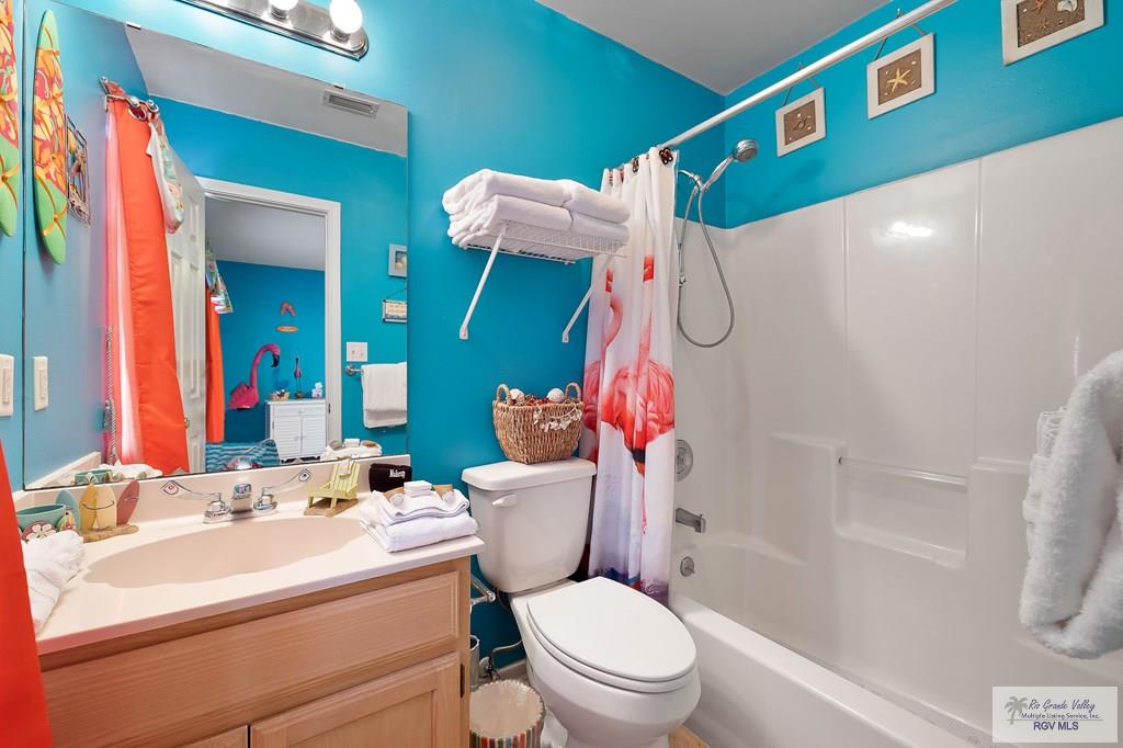 South Padre Island, Texas, 78597, United States, ,4 BathroomsBathrooms,Residential,Active,1769544