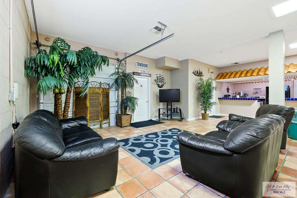 South Padre Island, Texas, 78597, United States, ,4 BathroomsBathrooms,Residential,Active,1769544