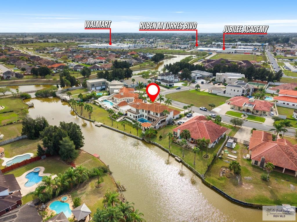 Brownsville, Texas, 78526, United States, 5 Bedrooms Bedrooms, ,6 BathroomsBathrooms,Residential,Active,2007121