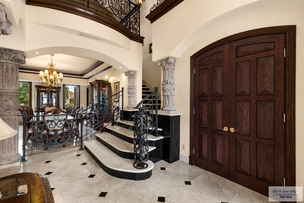 Brownsville, Texas, 78526, United States, 5 Bedrooms Bedrooms, ,6 BathroomsBathrooms,Residential,Active,2007121