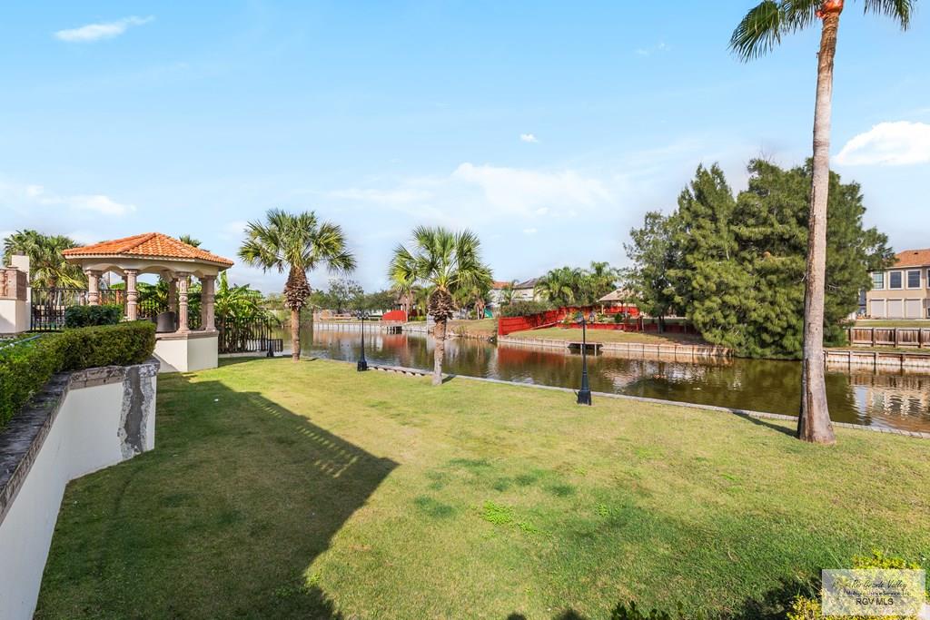 Brownsville, Texas, 78526, United States, 5 Bedrooms Bedrooms, ,6 BathroomsBathrooms,Residential,Active,2007121