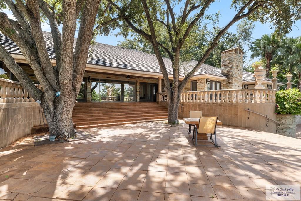 Brownsville, Texas, 78520, United States, 5 Bedrooms Bedrooms, ,8 BathroomsBathrooms,Residential,Active,2007113