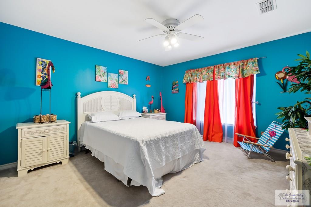 South Padre Island, Texas, 78597, United States, ,4 BathroomsBathrooms,Residential,Active,1769544