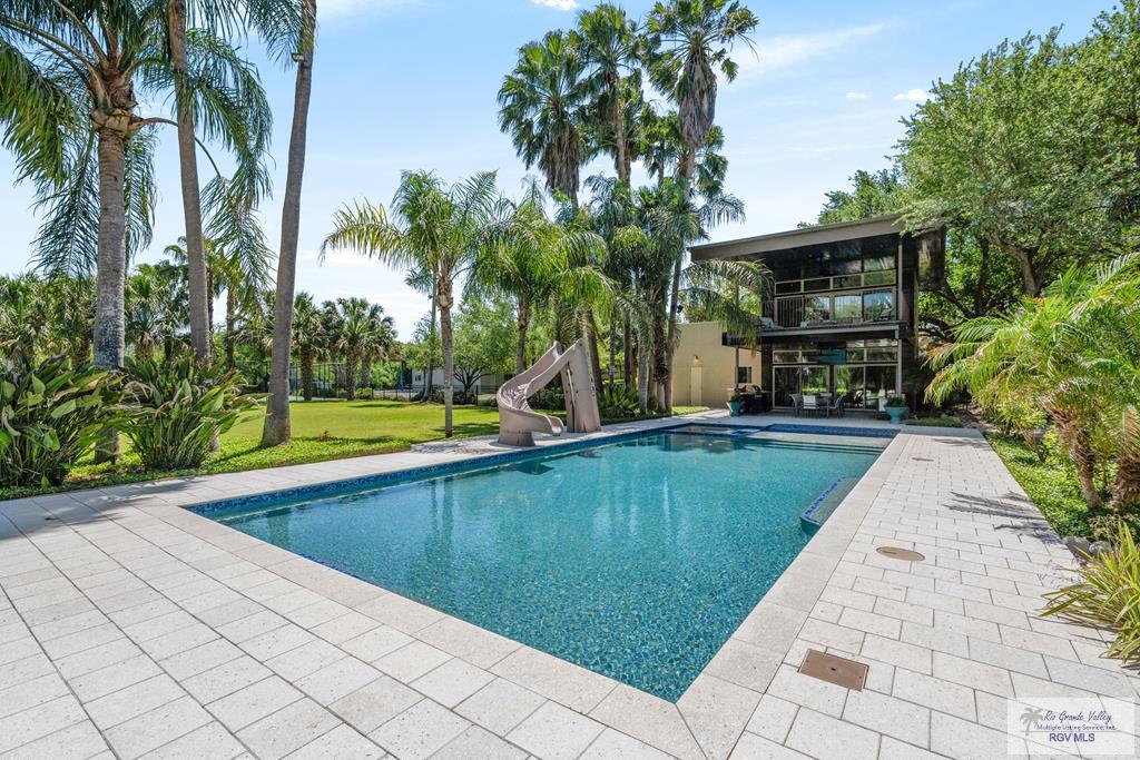 Harlingen, Texas, 78550, United States, 5 Bedrooms Bedrooms, ,6 BathroomsBathrooms,Residential,Active,1778708