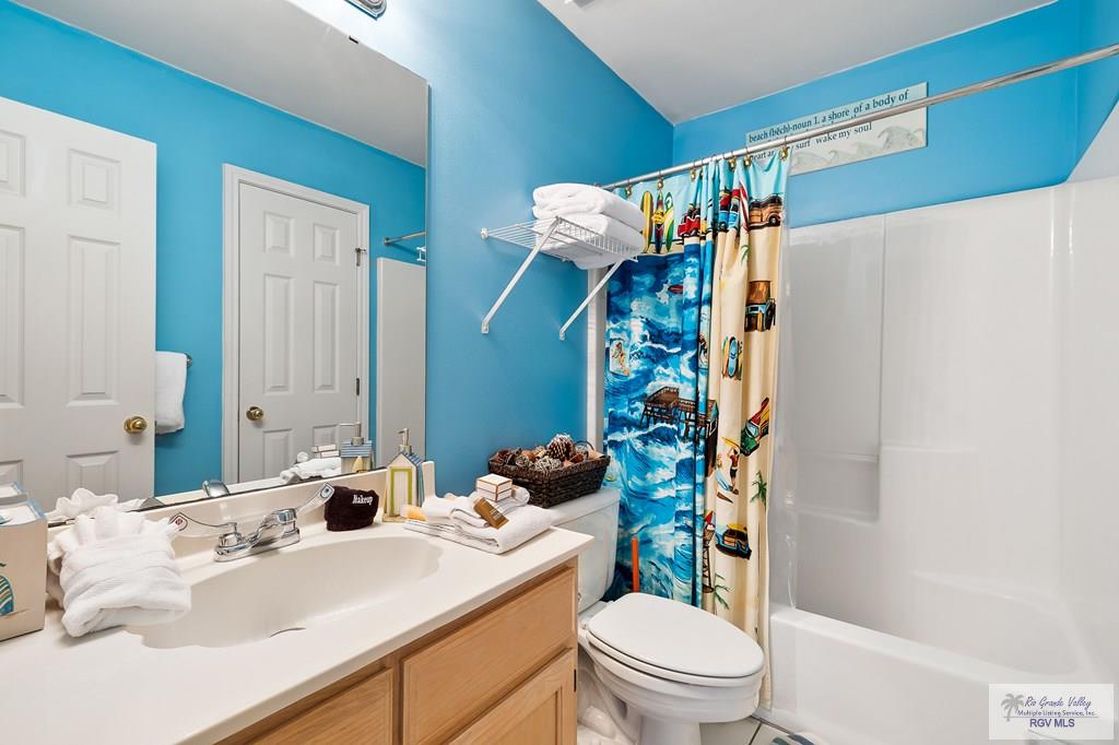 South Padre Island, Texas, 78597, United States, ,4 BathroomsBathrooms,Residential,Active,1769544