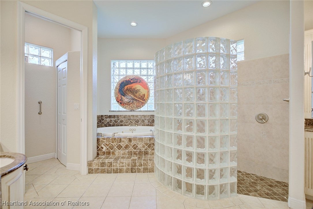 Sebring, Florida, 33870, United States, 4 Bedrooms Bedrooms, ,3 BathroomsBathrooms,Residential,Active,1990015