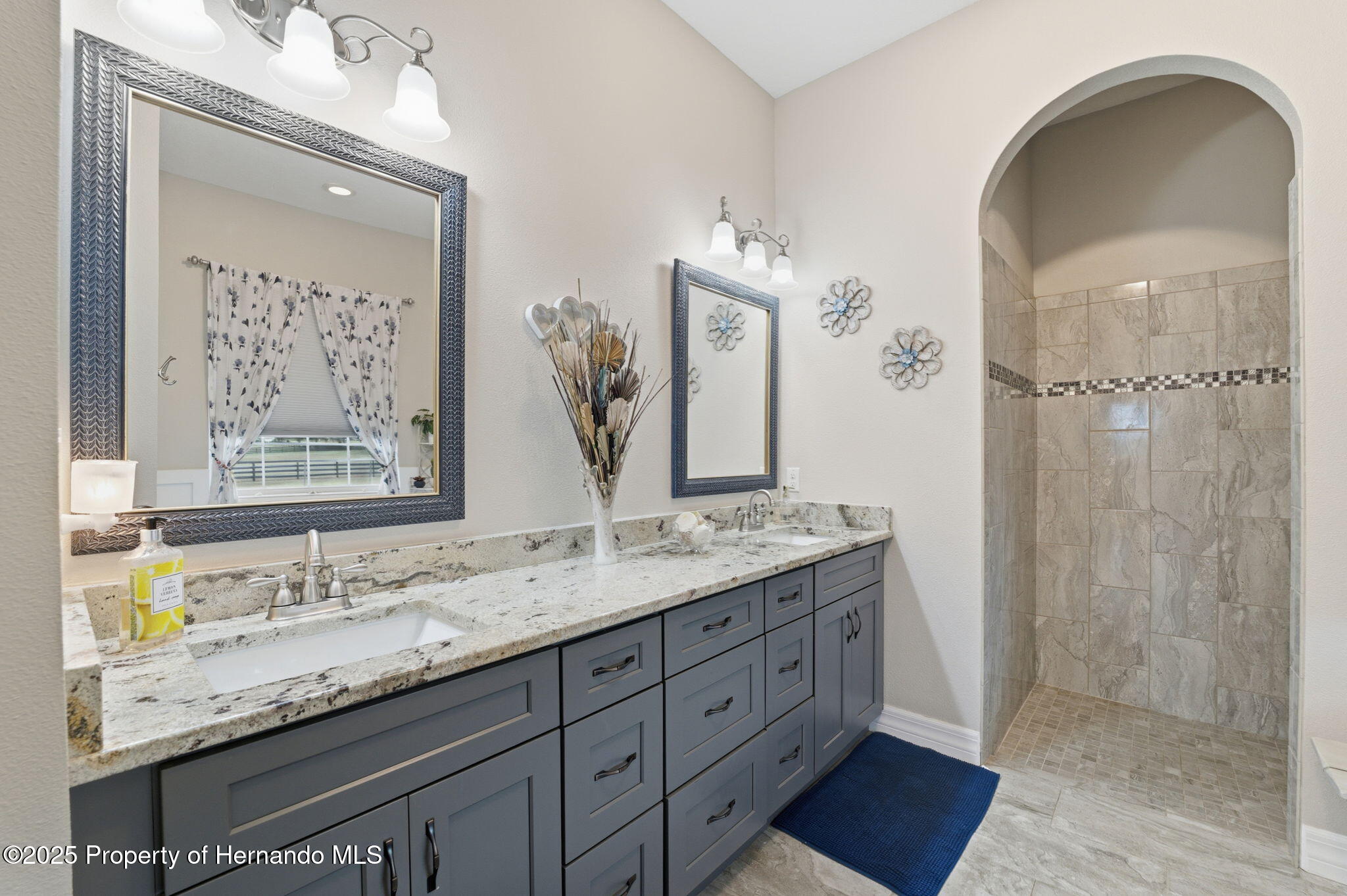 Dade City, Florida, 33523, United States, 4 Bedrooms Bedrooms, ,3 BathroomsBathrooms,Residential,Active,2001359