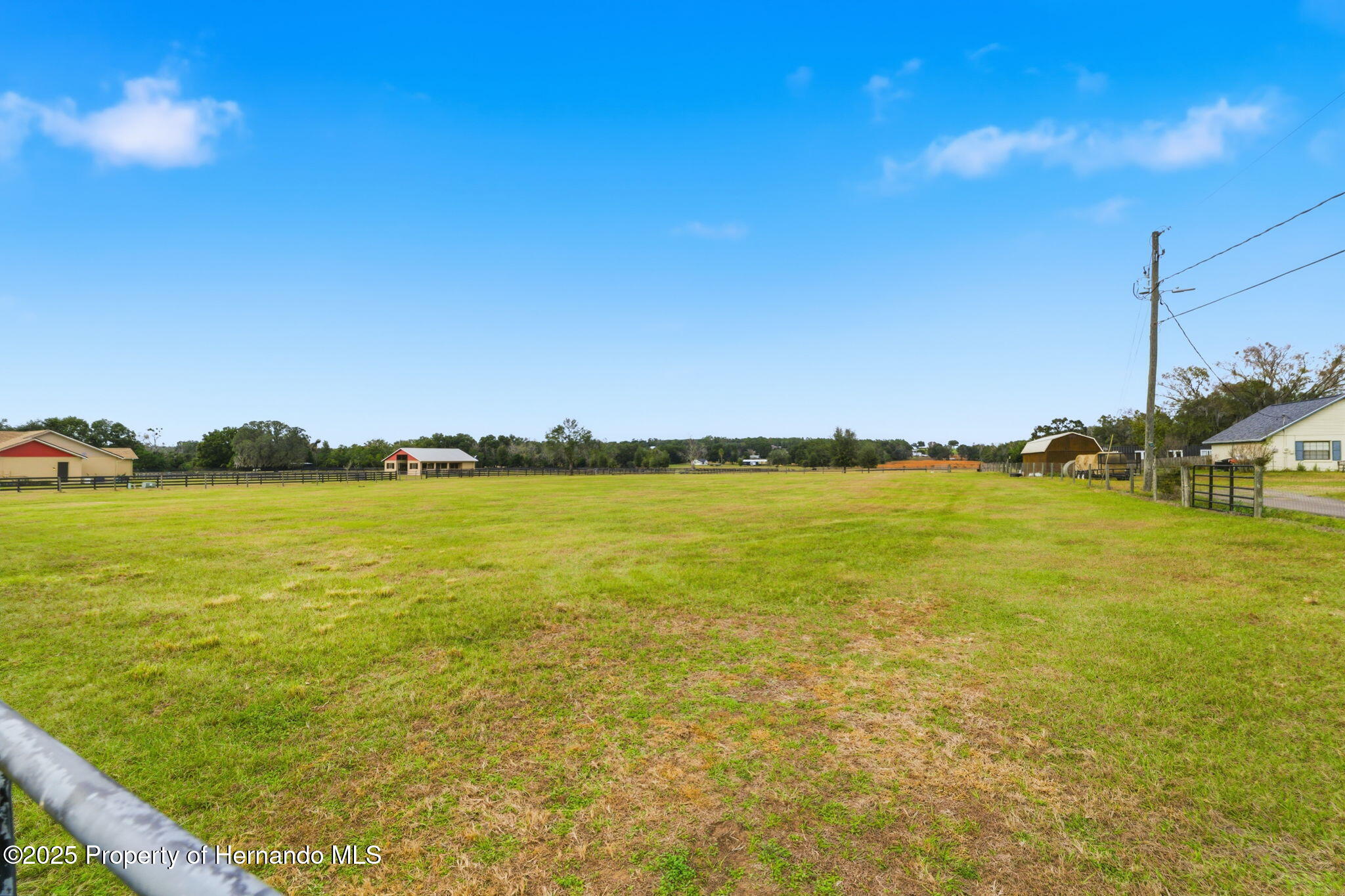 Dade City, Florida, 33523, United States, 4 Bedrooms Bedrooms, ,3 BathroomsBathrooms,Residential,Active,2001359