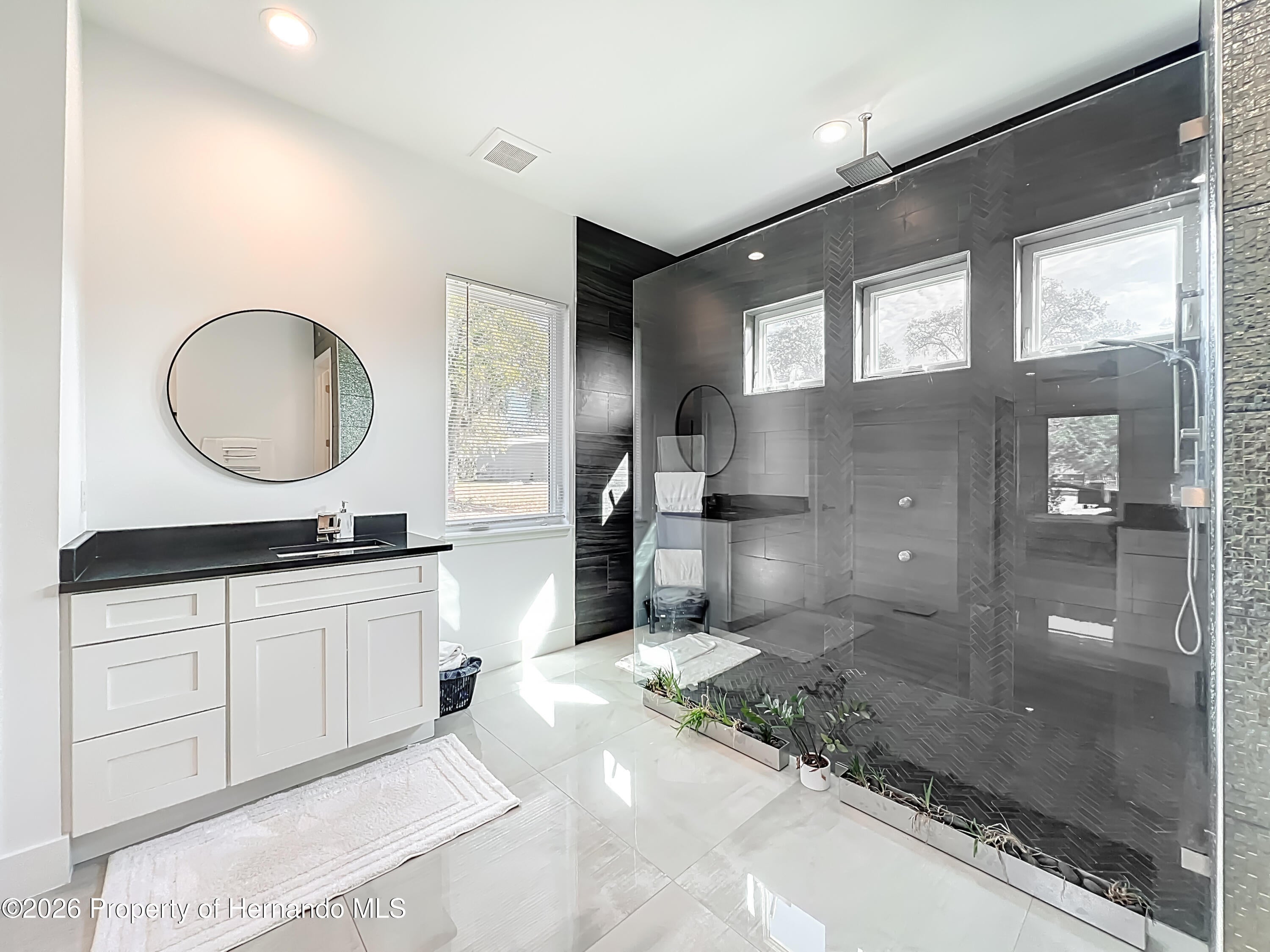 Dunnellon, Florida, 34432, United States, 5 Bedrooms Bedrooms, ,4 BathroomsBathrooms,Residential,Active,2012478