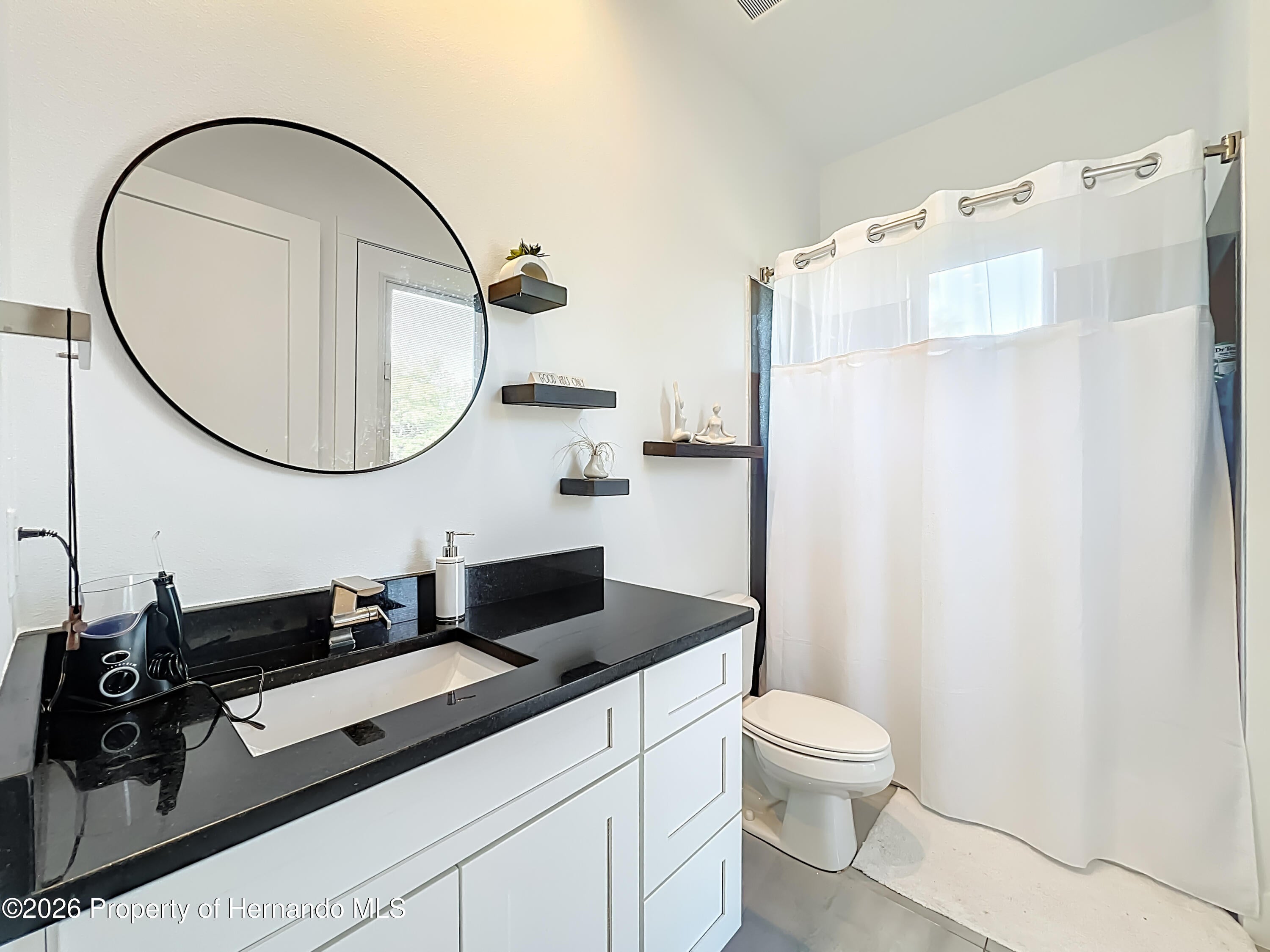 Dunnellon, Florida, 34432, United States, 5 Bedrooms Bedrooms, ,4 BathroomsBathrooms,Residential,Active,2012478