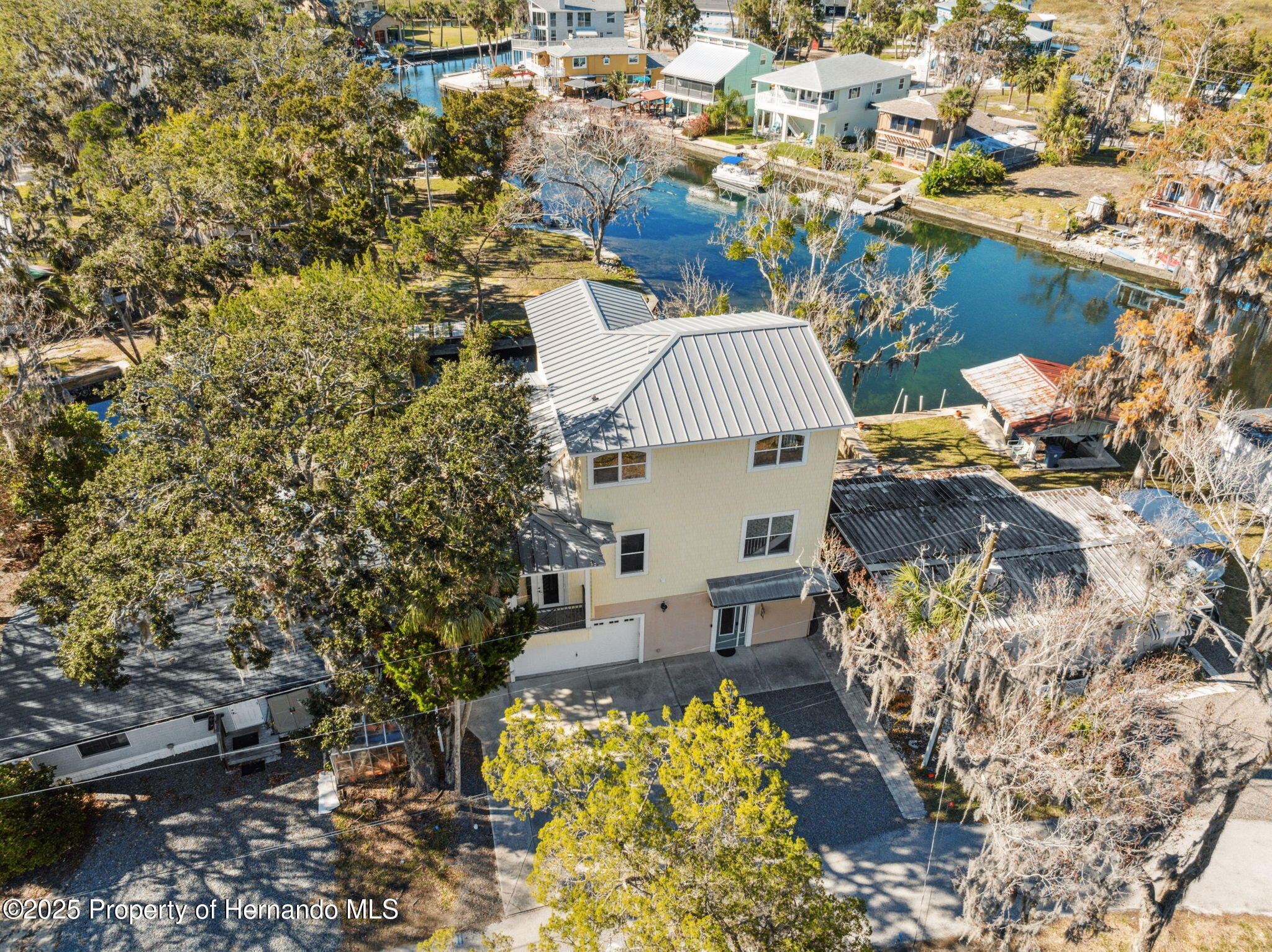 Weeki Wachee, Florida, 34607, United States, ,2 BathroomsBathrooms,Residential,Active,1770084