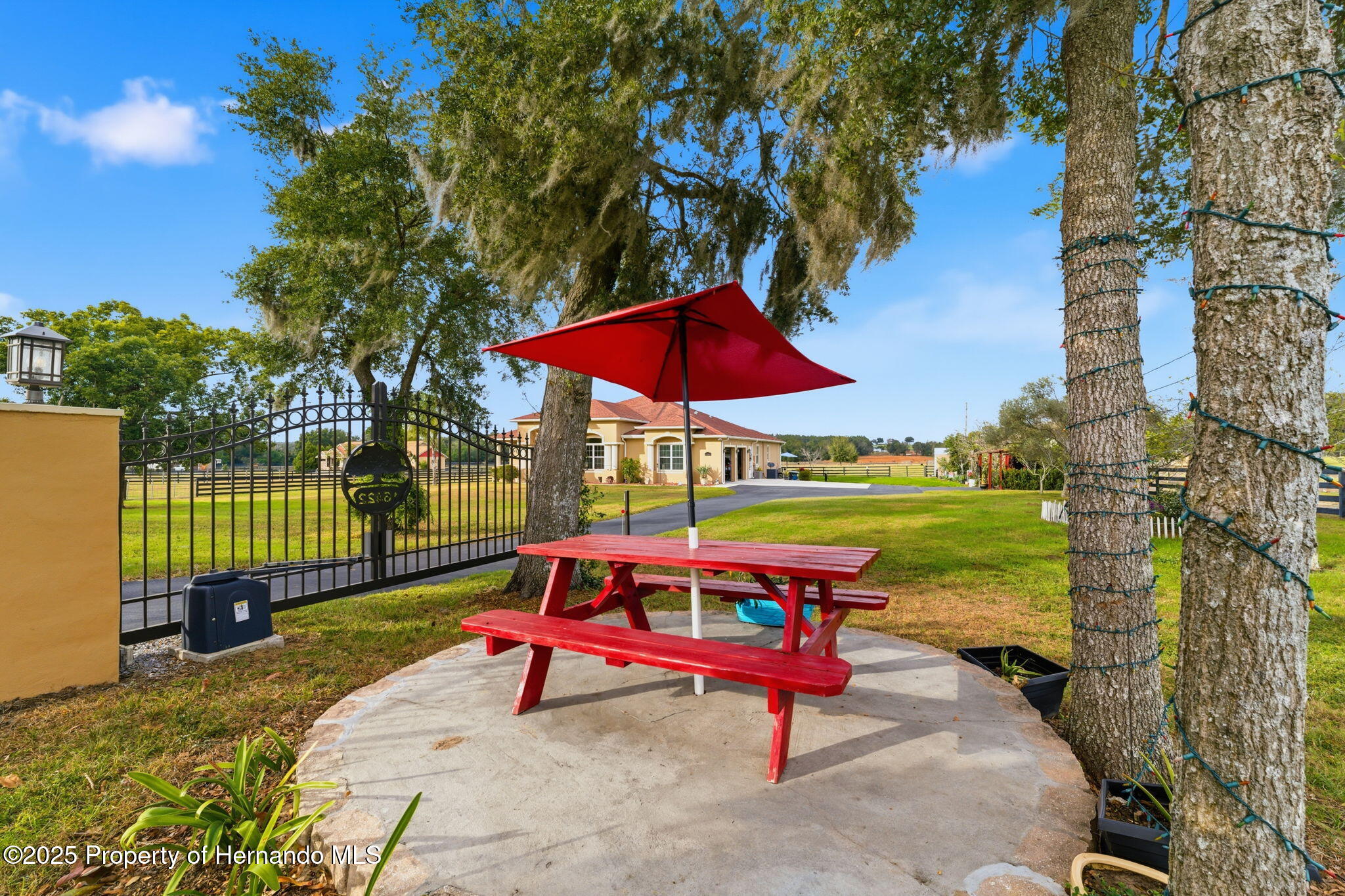 Dade City, Florida, 33523, United States, 4 Bedrooms Bedrooms, ,3 BathroomsBathrooms,Residential,Active,2001359