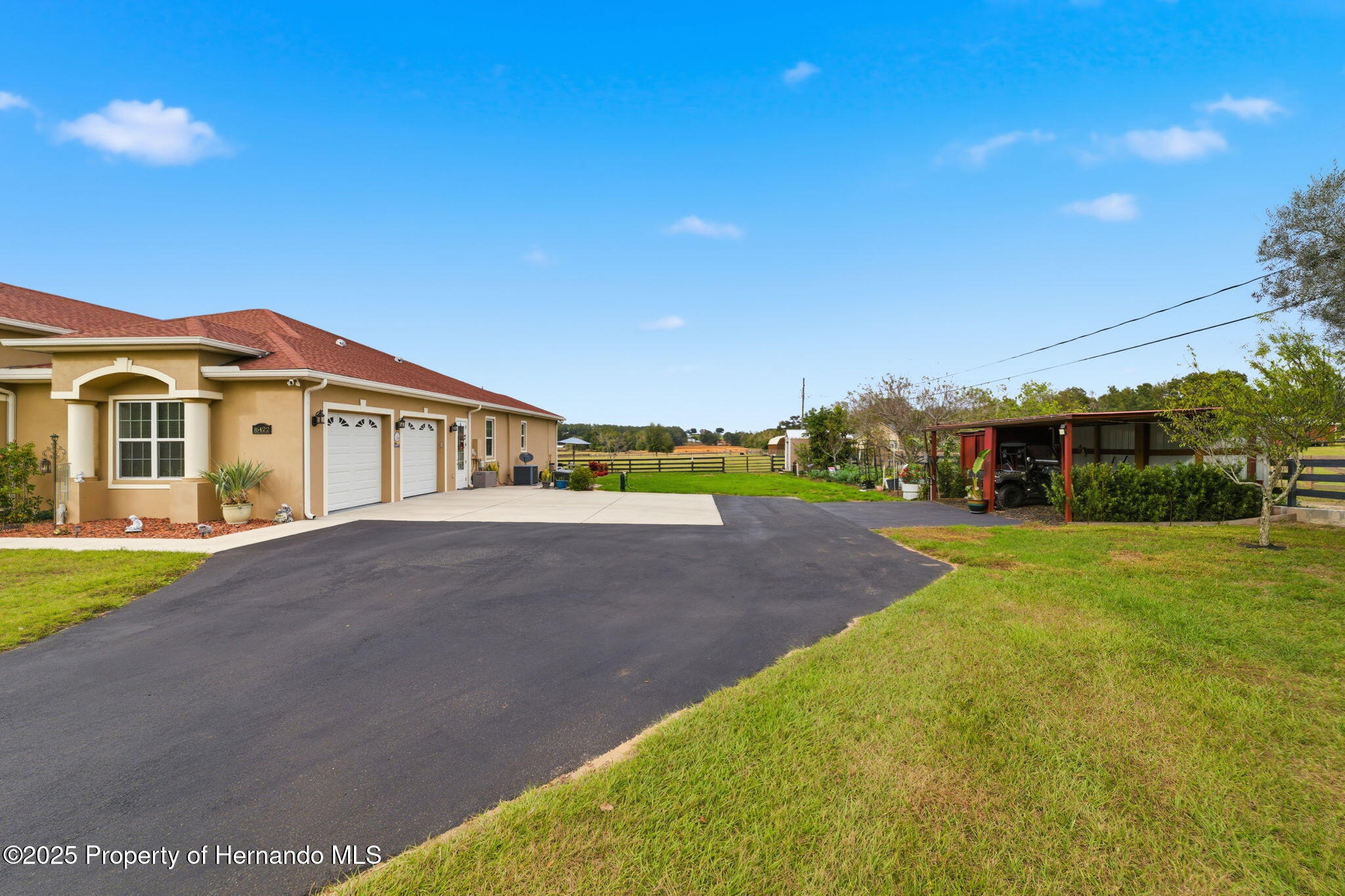 Dade City, Florida, 33523, United States, 4 Bedrooms Bedrooms, ,3 BathroomsBathrooms,Residential,Active,2001359