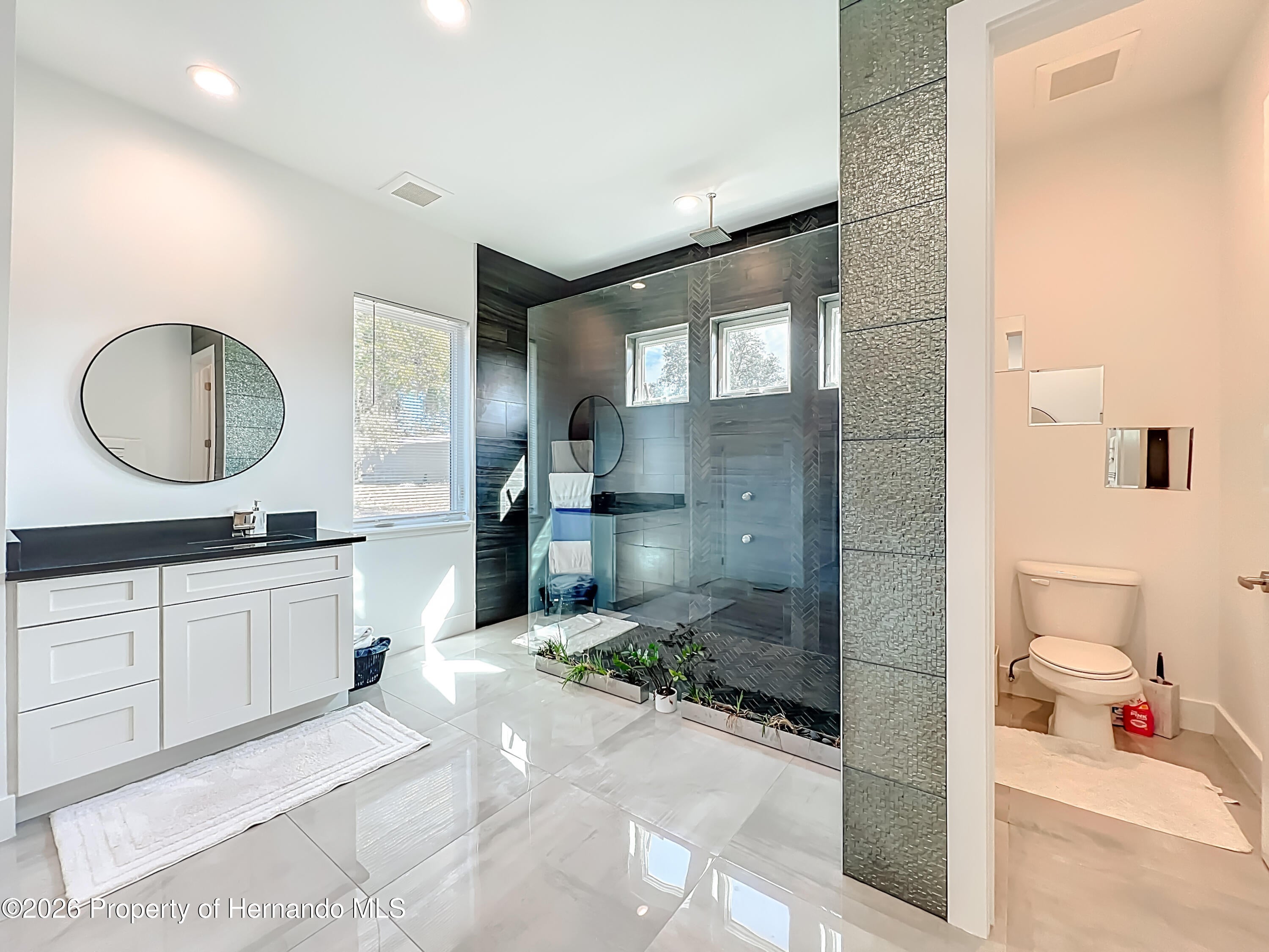 Dunnellon, Florida, 34432, United States, 5 Bedrooms Bedrooms, ,4 BathroomsBathrooms,Residential,Active,2012478