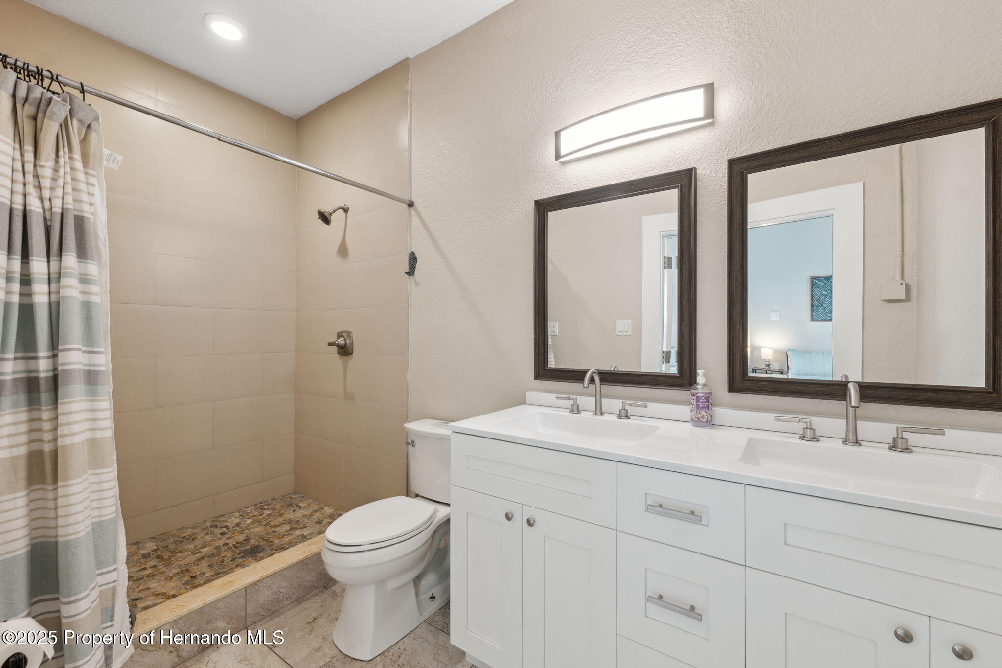 Weeki Wachee, Florida, 34607, United States, ,2 BathroomsBathrooms,Residential,Active,1770084