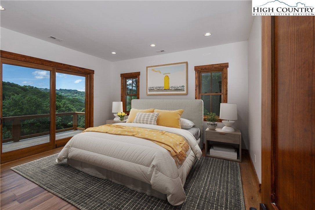 Banner Elk, North Carolina, 28604, United States, ,4 BathroomsBathrooms,Residential,Active,1701928