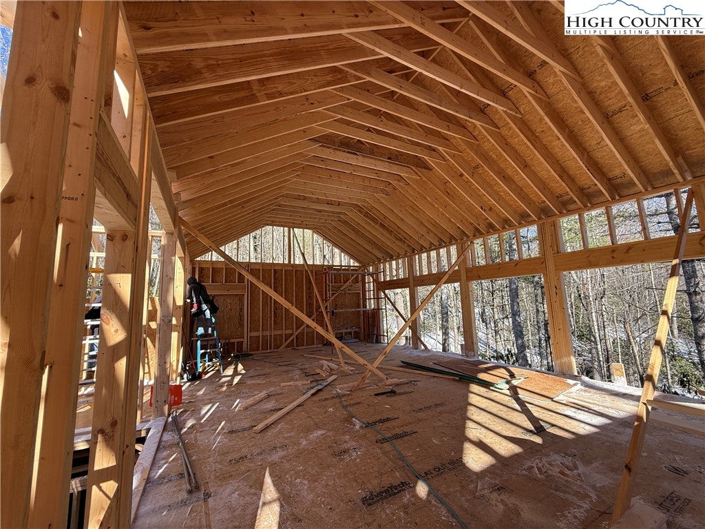 Boone, North Carolina, 28607, United States, 4 Bedrooms Bedrooms, ,5 BathroomsBathrooms,Residential,Active,1985858