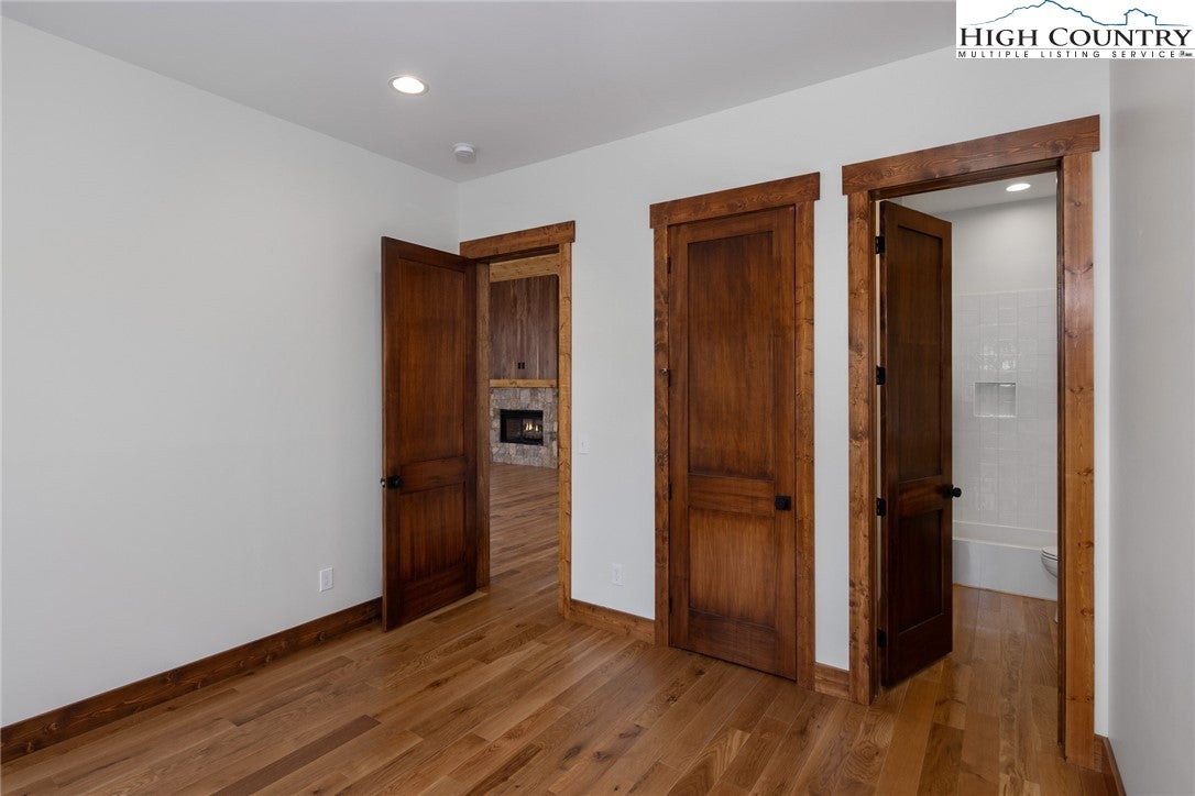 Banner Elk, North Carolina, 28604, United States, ,4 BathroomsBathrooms,Residential,Active,1701928