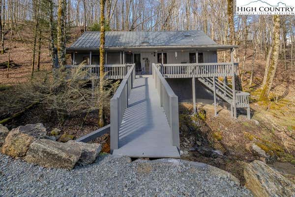 126 STAGHORN HOLLOW RD, BEECH MOUNTAIN, NC 28604, photo 3 of 50