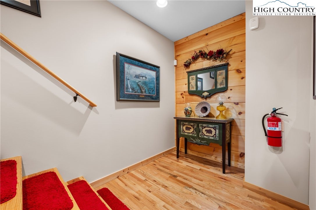 Sugar Grove, North Carolina, 28679, United States, 4 Bedrooms Bedrooms, ,4 BathroomsBathrooms,Residential,Active,1884887