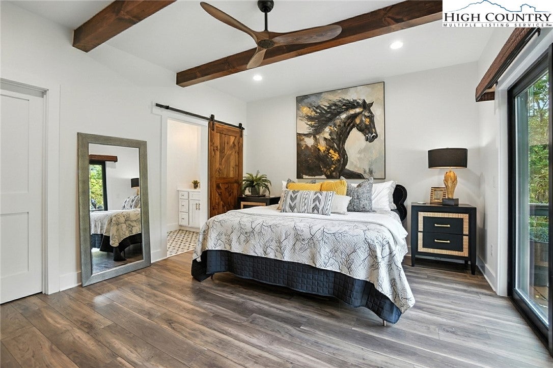 Lansing, North Carolina, 28643, United States, 3 Bedrooms Bedrooms, ,6 BathroomsBathrooms,Residential,Active,1952995