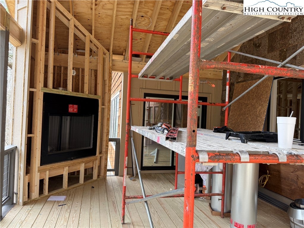 Boone, North Carolina, 28607, United States, 4 Bedrooms Bedrooms, ,5 BathroomsBathrooms,Residential,Active,1985858