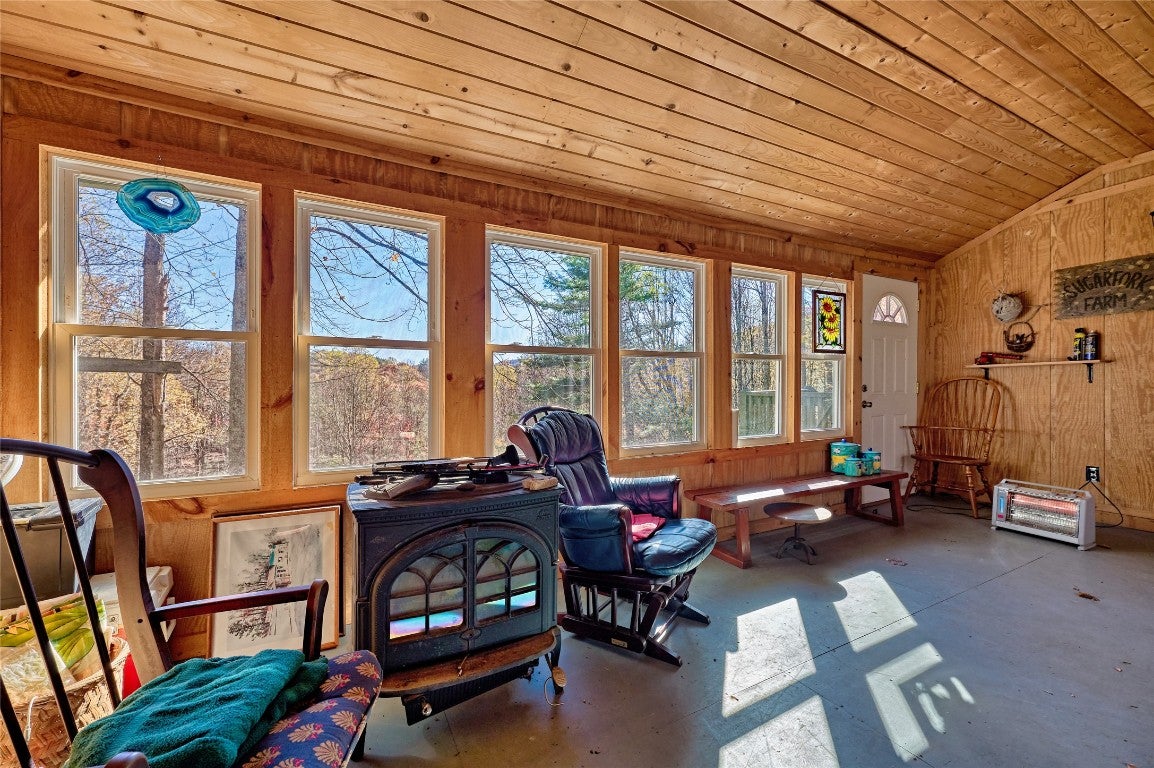 Highlands, North Carolina, 28741, United States, 2 Bedrooms Bedrooms, ,2 BathroomsBathrooms,Residential,Active,1988451