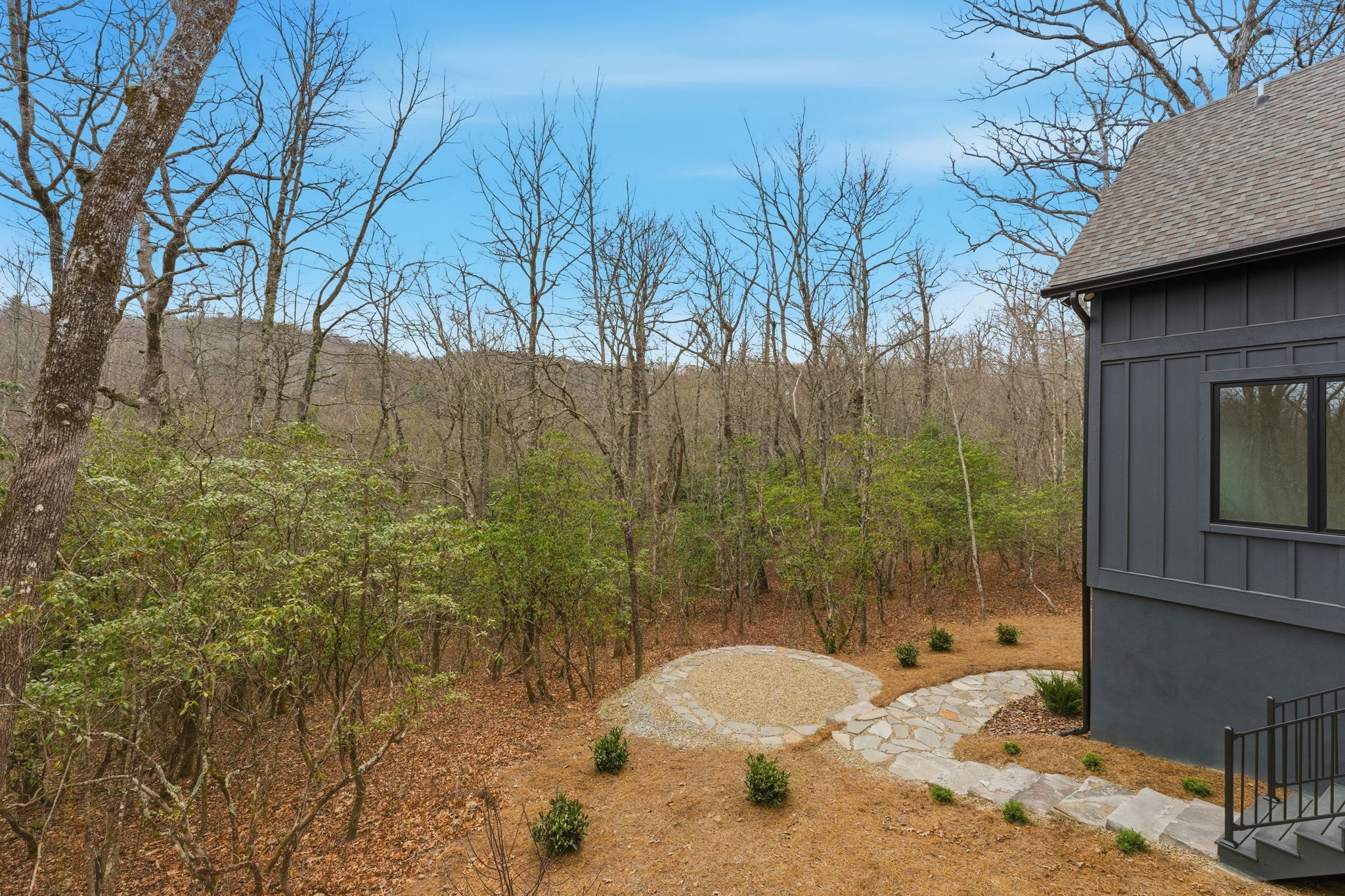 Glenville, North Carolina, 28736, United States, 3 Bedrooms Bedrooms, ,4 BathroomsBathrooms,Residential,Active,2031760