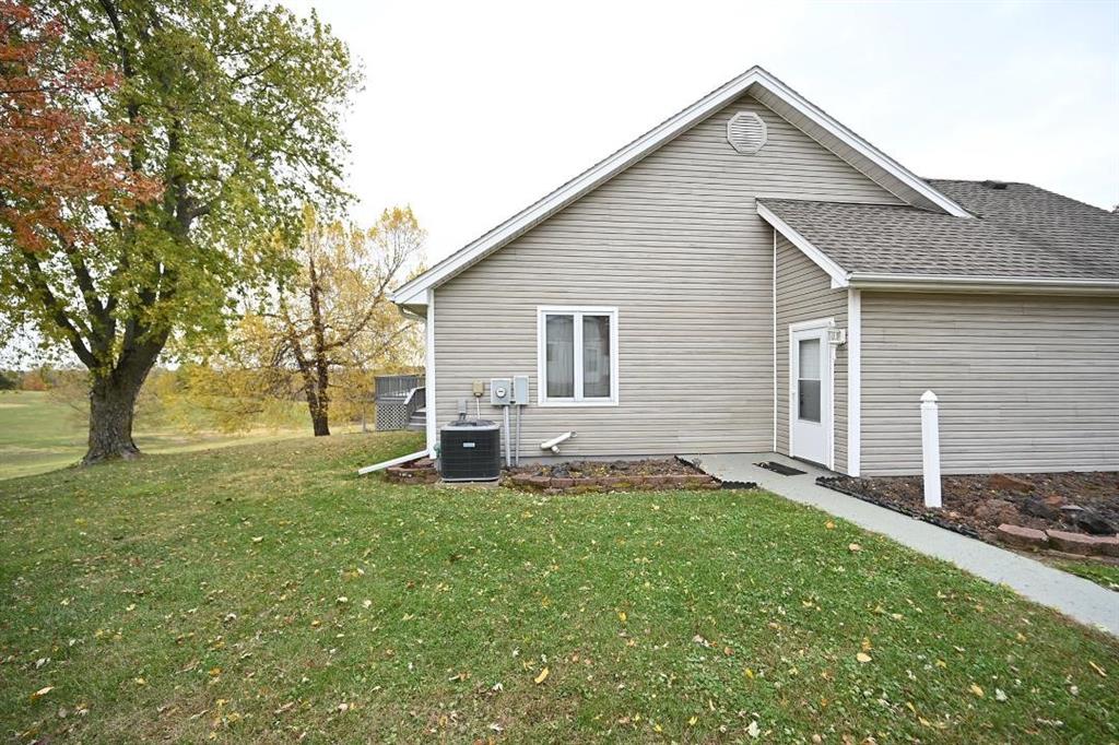 Weston, Missouri, 64098, United States, 4 Bedrooms Bedrooms, ,3 BathroomsBathrooms,Residential,Active,1989765