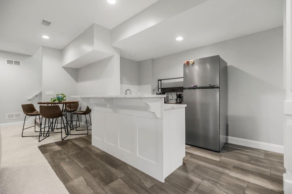 Grandview, Missouri, 64030, United States, 8 Bedrooms Bedrooms, ,5 BathroomsBathrooms,Residential,Active,1892623