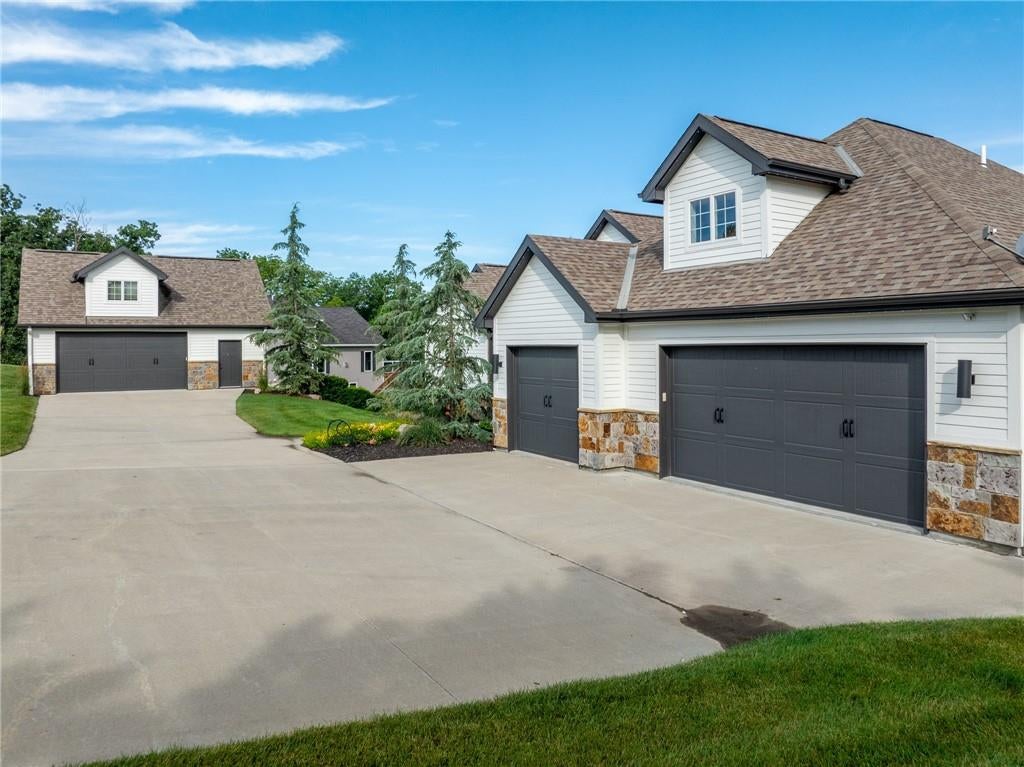 Altamont, Missouri, 64620, United States, 5 Bedrooms Bedrooms, ,5 BathroomsBathrooms,Residential,Active,1880022