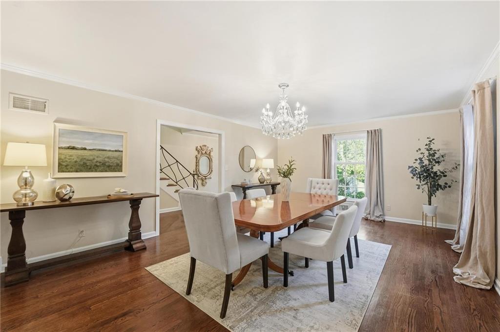 Kansas City, Missouri, 64113, United States, 3 Bedrooms Bedrooms, ,3 BathroomsBathrooms,Residential,Active,1987240