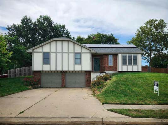 4002 E HAVERILL DR, SAINT JOSEPH, MO 64506 - Image 1