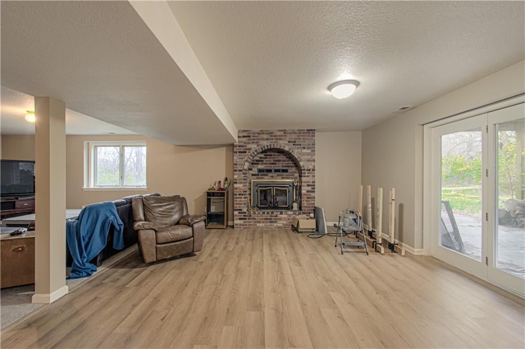 Lee'S Summit, Missouri, 64086, United States, 4 Bedrooms Bedrooms, ,4 BathroomsBathrooms,Residential,Active,1993632