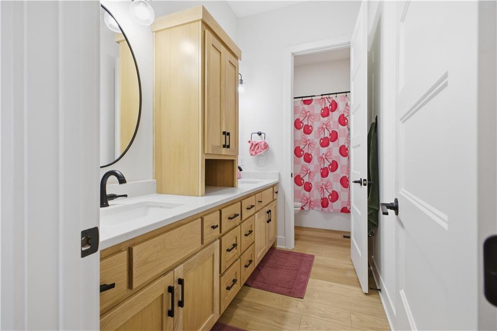 St Joseph, Missouri, 64507, United States, 5 Bedrooms Bedrooms, ,5 BathroomsBathrooms,Residential,Active,2007340