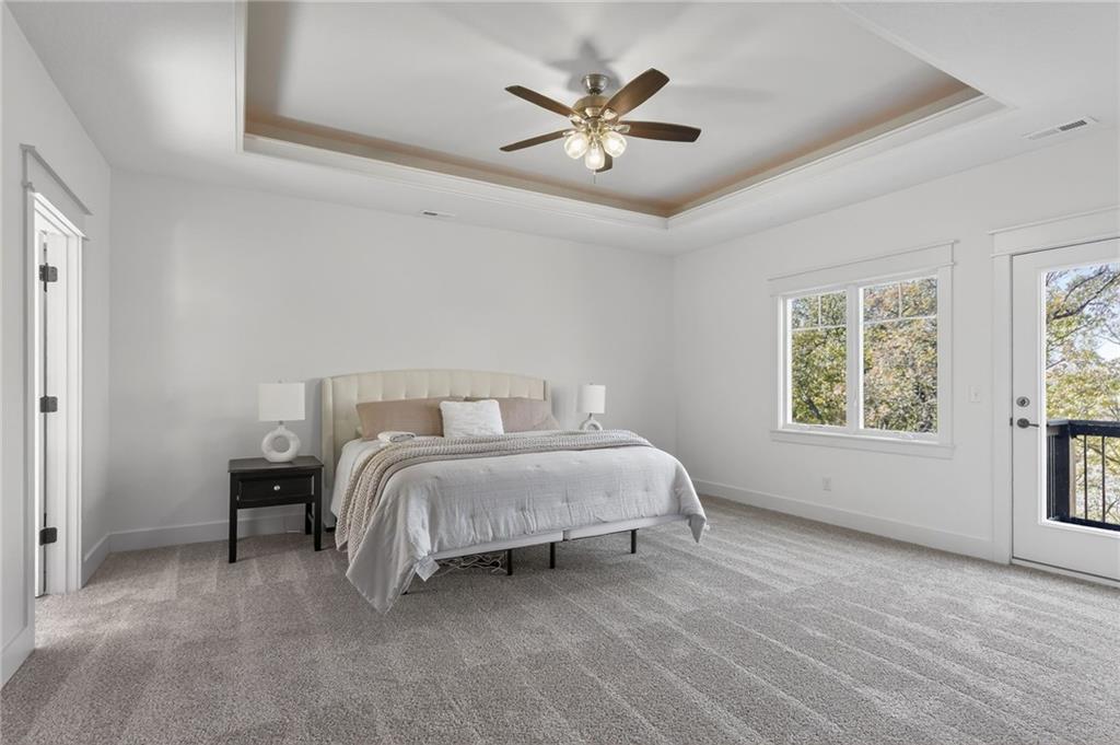 Parkville, Missouri, 64152, United States, 4 Bedrooms Bedrooms, ,5 BathroomsBathrooms,Residential,Active,1987258