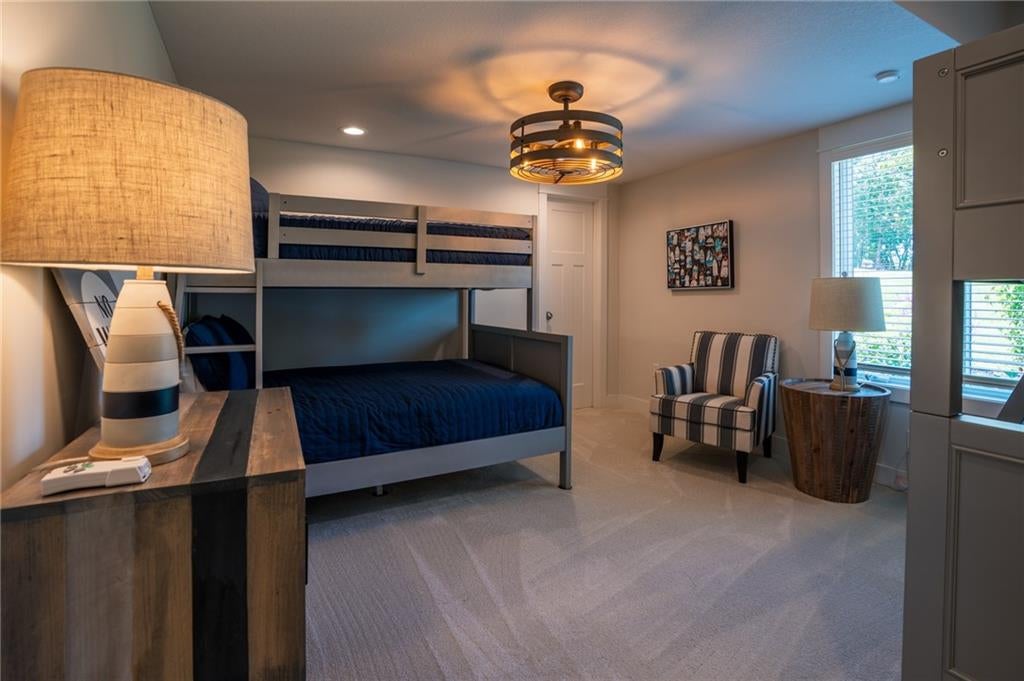 Altamont, Missouri, 64620, United States, 5 Bedrooms Bedrooms, ,5 BathroomsBathrooms,Residential,Active,1880022