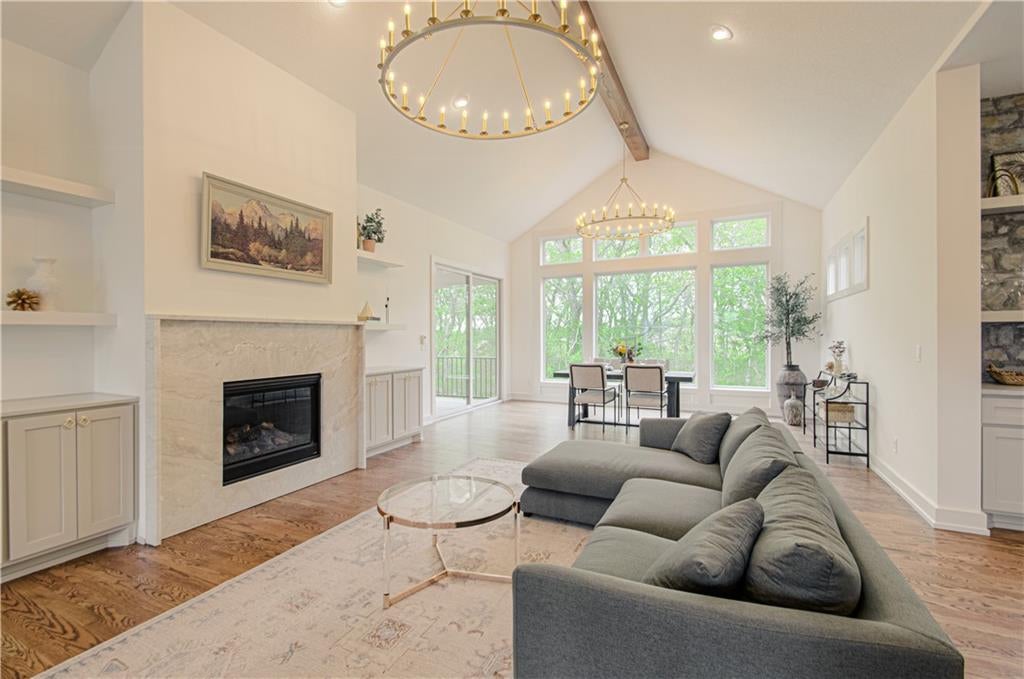 Riverside, Missouri, 64150, United States, 5 Bedrooms Bedrooms, ,3 BathroomsBathrooms,Residential,Active,1943775