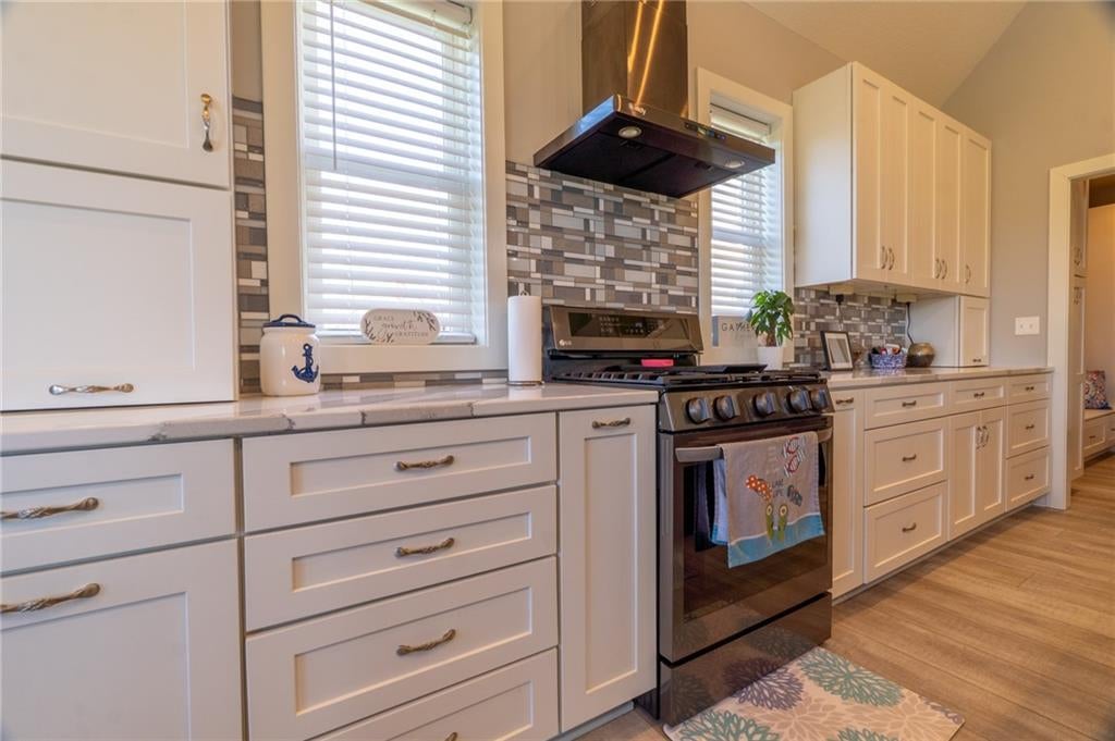 Altamont, Missouri, 64620, United States, 4 Bedrooms Bedrooms, ,4 BathroomsBathrooms,Residential,Active,1774004