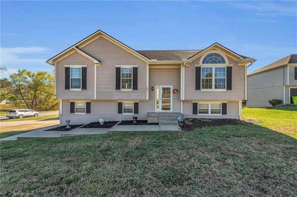 301 LACY CT, BELTON, MO 64012 - Image 1