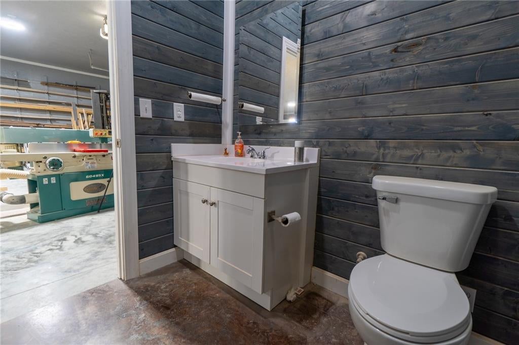 Cameron, Missouri, 64429, United States, 3 Bedrooms Bedrooms, ,3 BathroomsBathrooms,Residential,Active,1764473