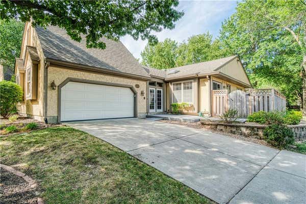 12806 CAMBRIDGE RD, LEAWOOD, KS 66209 - Image 1