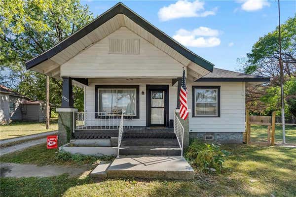 2905 W 8TH ST, COFFEYVILLE, KS 67337 - Image 1