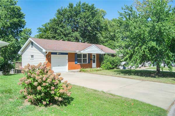 5032 N WOODLAND AVE, KANSAS CITY, MO 64118 - Image 1